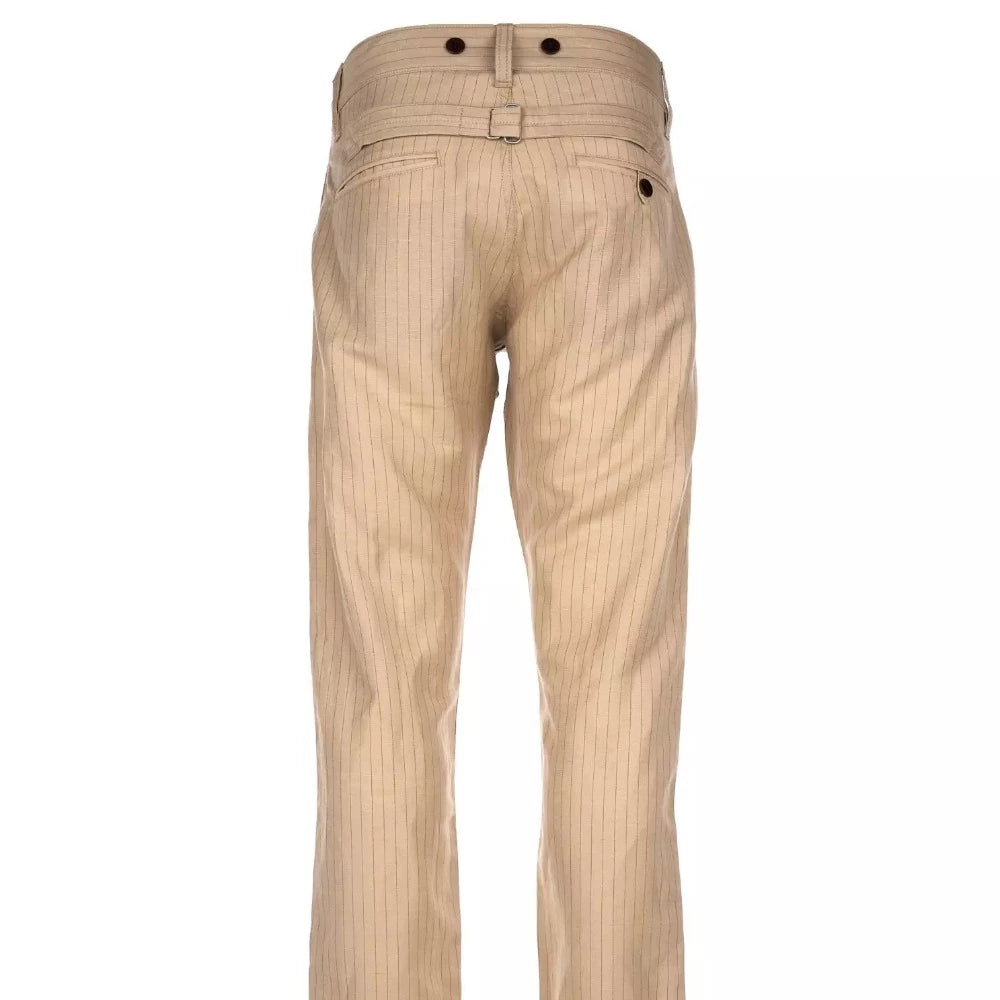 Le pantalon 1947 chicago sand Pike brothers fait partie de l'ensemble de costume spécial été avec la veste 1927 harvester.  Son tissu super léger est composé de 55% de lin et 45% de laine, idéal à porter en été.