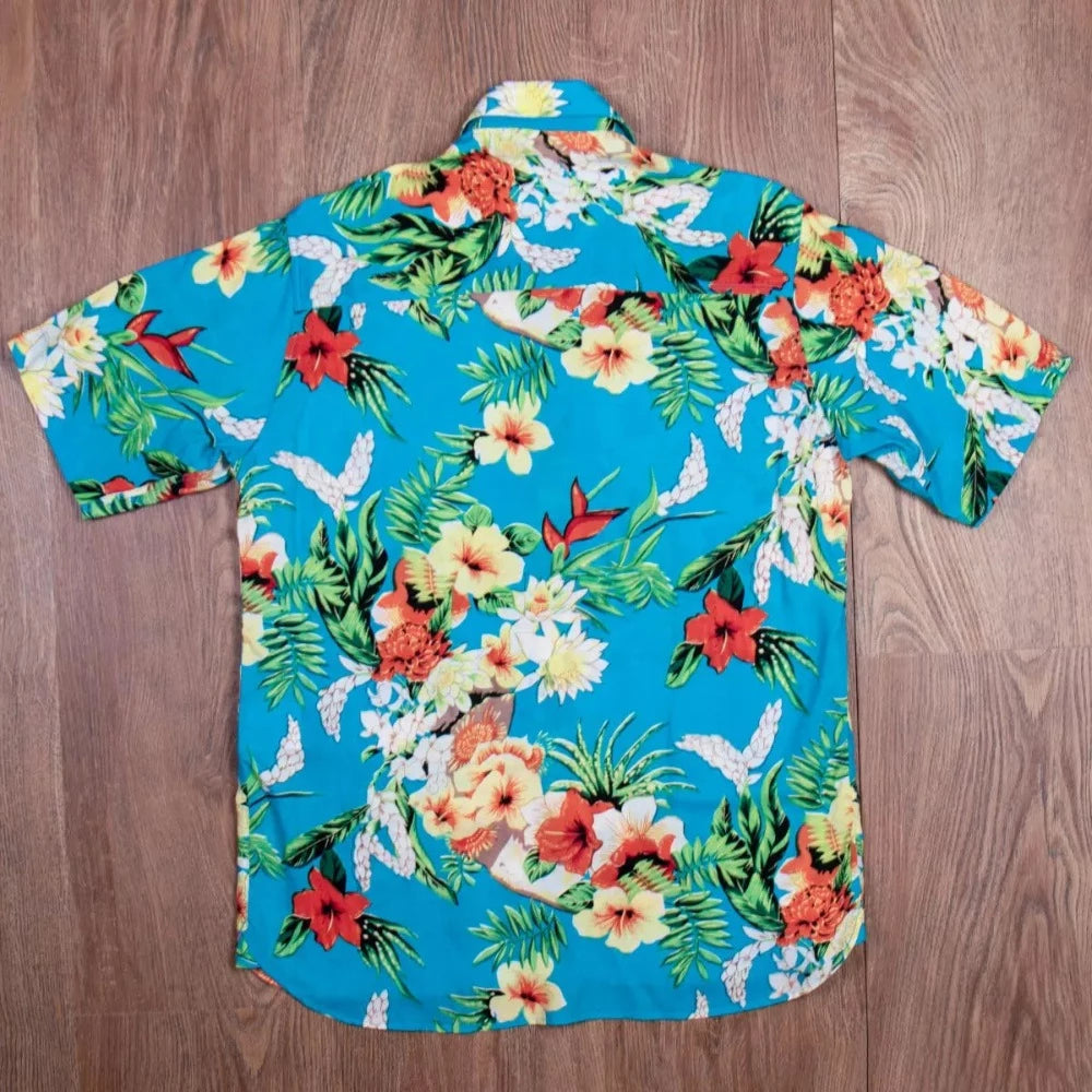 La chemise hapuna blue est parfaite pour la saison estivale, elle vous assurera confort et originalité.