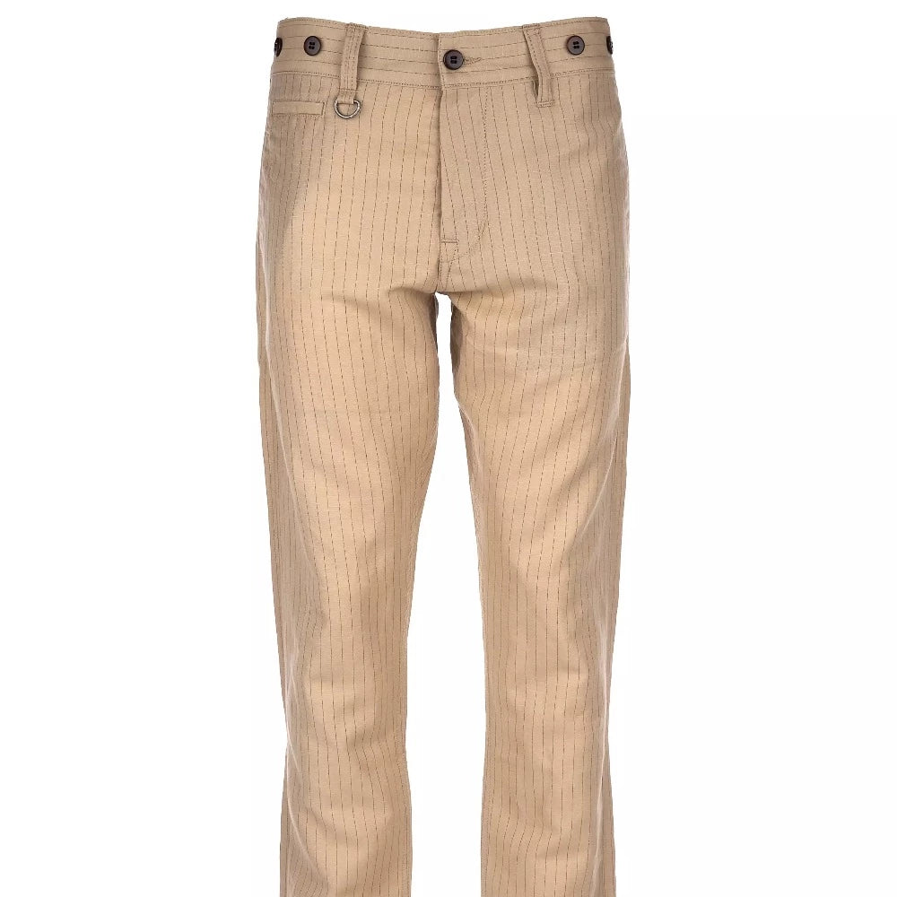Le pantalon 1947 chicago sand Pike brothers fait partie de l'ensemble de costume spécial été avec la veste 1927 harvester.  Son tissu super léger est composé de 55% de lin et 45% de laine, idéal à porter en été.