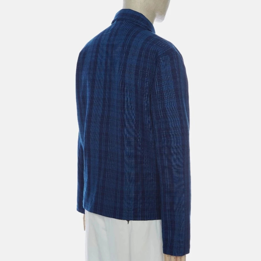 La veste field indigo plaid par universal works peut être porté en ensemble avec le pantalon hi-water dans le même tissu pour un look décontracté. Le coton brossé lui confère plus de douceur.